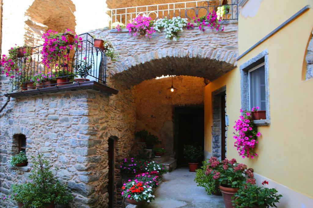La Meridiana Casale ピニョーネ エクステリア 写真